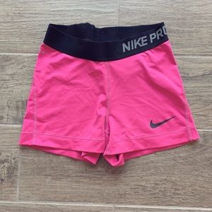 Nike pro shorts red